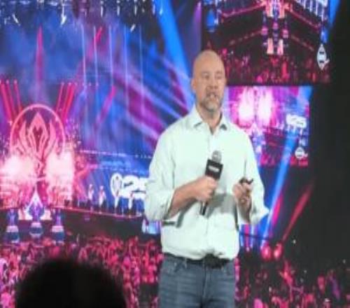 流量总决赛!拳头电竞负责人:iGvsT1比以往入围赛观众增长1000%!