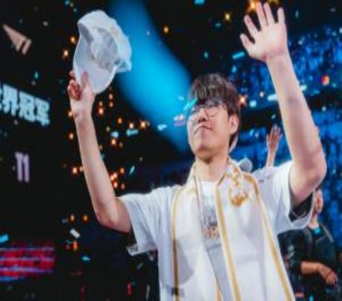 韓媒：Oner向母校捐贈600w韓元獎學(xué)金+400w韓元物資