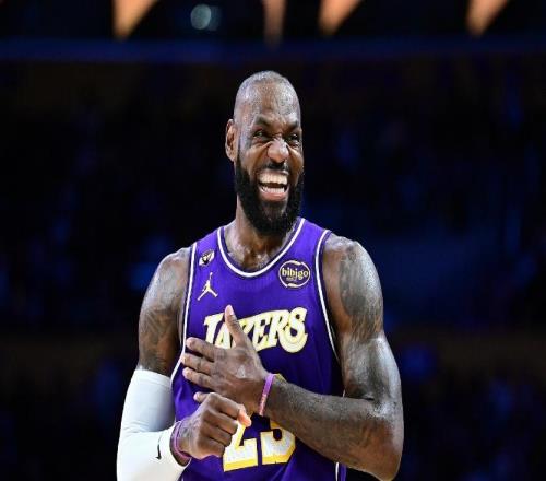 湖人128104大胜国王球员评价：2人优秀，6人及格，2人低迷