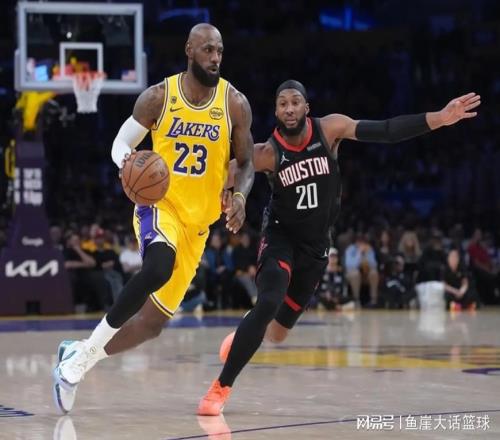 湖人贏球仍出兩隱患，老詹兩點該誇！肯納德賽後攤牌，一人被忽視