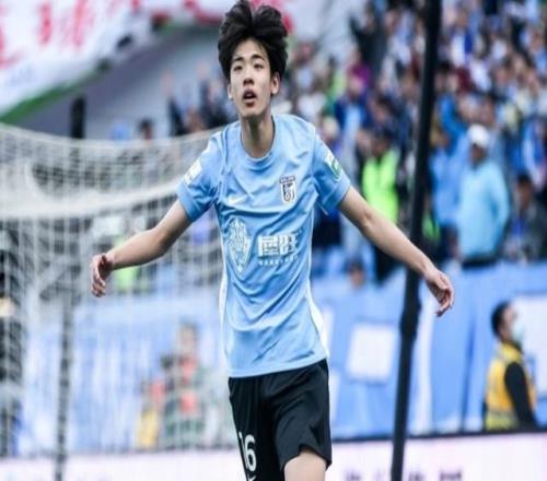 不愧足球城！今年中國觀眾前30名足球賽：大連占到50%！