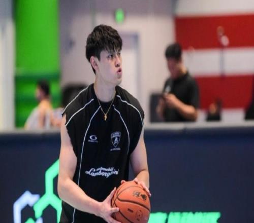 不打CBA了曾凡博收到澳洲球隊邀約,預計回歸國家隊!