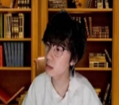 369网感不行运气也不行！宝蓝：他那个出装很诡异一点护甲都不出