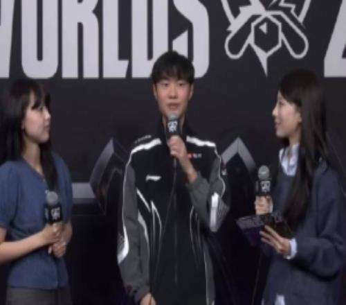 knight：T1打100T肯定是T1輕松贏下的我還是想和T1交手