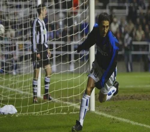 23岁在米兰夺冠却不开心,26岁穿国米10号打替补,帅才不适合豪门