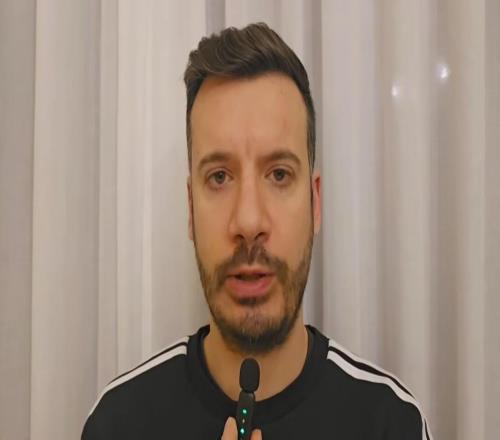 跟队记者:莱奥已经连续两天合练米兰关于希拉的对话很活跃