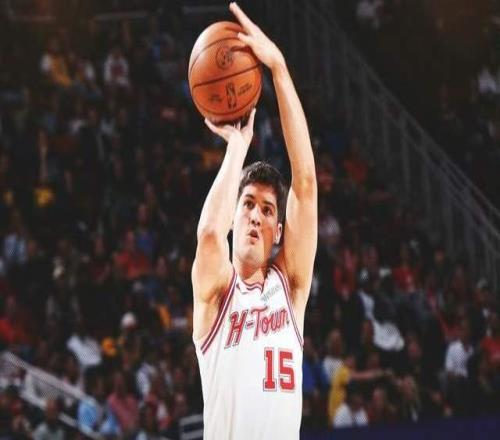 13中4低迷10场，没续约锋线明智火箭2将自信过头谢泼德丢掉优势