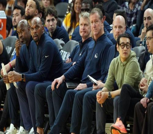 心態好，勇士隊主帥科爾認為，37分慘敗給雷霆只是“一次意外”