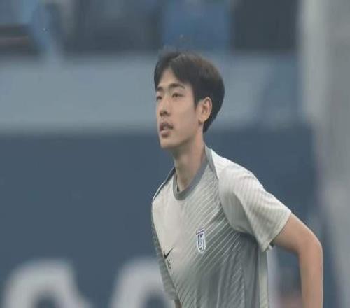 馬萊萊出戰成疑，輪到朱鵬宇頂上大連客場拿分當贏后防組新搭檔