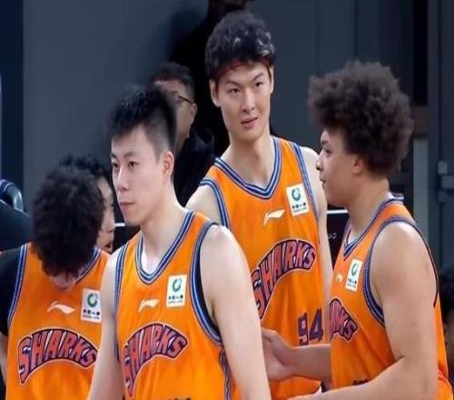 王哲林:争取在上海三年内夺冠,升级父亲不希望家人出现公众视野