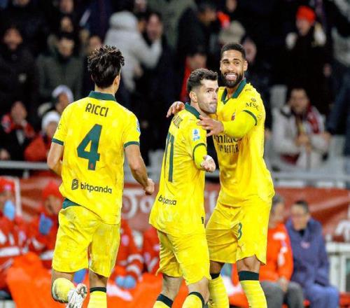 32!拉比奥世界波美队替补双响米兰让二追三逆转登上意甲榜首