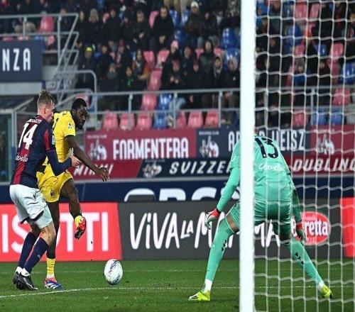 AC米兰30博洛尼亚联赛22轮不败