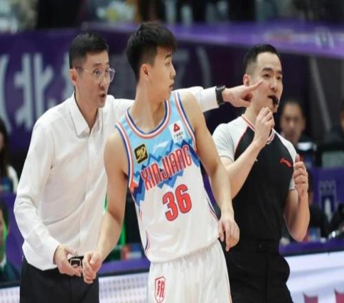 正式官宣!CBA顶级外援加盟新疆男篮,携手齐麟,刘炜冲击前四