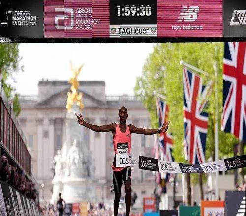 人类马拉松“破2”，为什么疼的是耐克