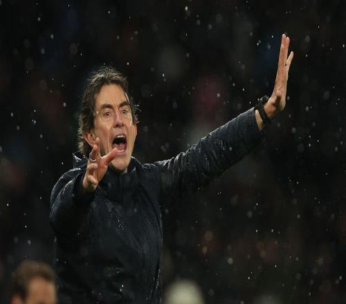 光速打臉,弗蘭克賽後說自己1000%會繼續帶隊,不到24h就下課