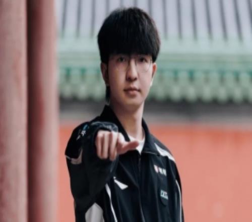 BLG对阵TES首局中Elk达成国际赛516击杀,超越GALA来到第九