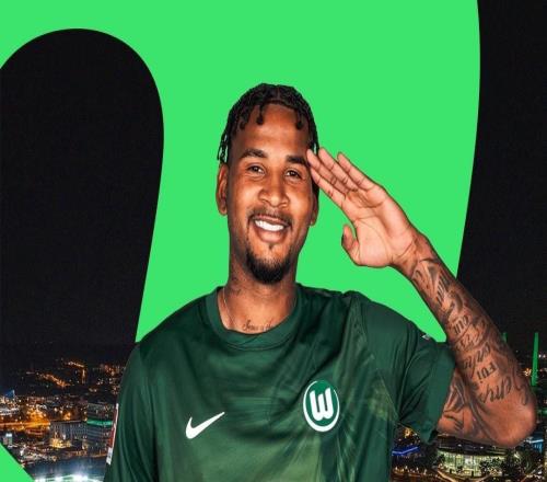 官方：沃爾夫斯堡免簽弗拉門戈22歲后衛(wèi)克萊頓，簽約至2030年