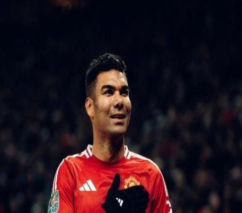 B费将功补过创队史纪录,十人纽卡21绝杀曼联,卡帅不败金身告破