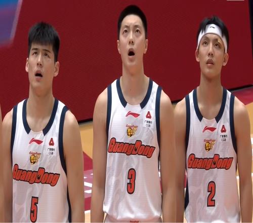 9中3！廣東隊頂薪球員表現(xiàn)令人失望，球迷：分點工資給徐杰吧