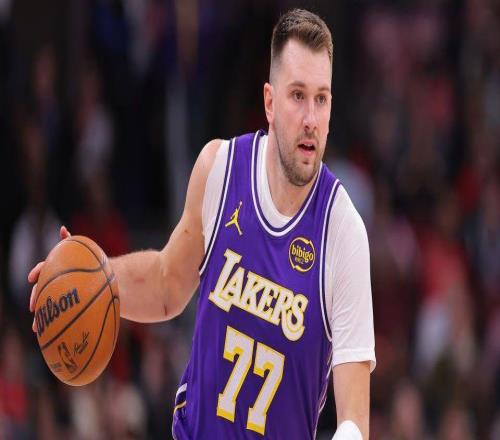 轰46分7板11助，东契奇一口气刷7大纪录！两人更该夸一人迷失该批