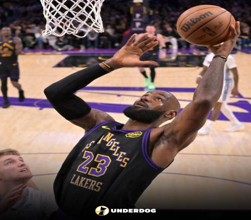 領(lǐng)袖！18投31分、帶隊(duì)贏球后，詹姆斯把功勞讓給各種隊(duì)友！