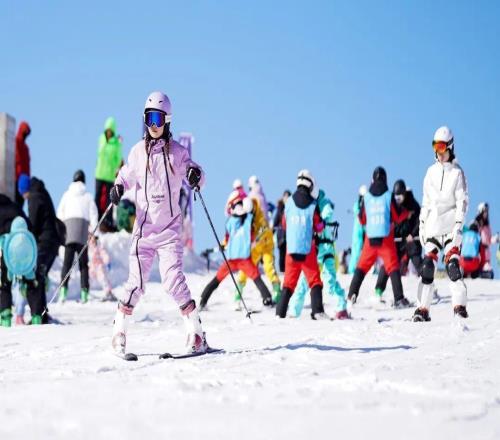 打破国内冰雪运动立法空白，冰城先行一步