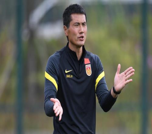 中超主帅大洗牌,国足助教团出山,国安成都洋帅到位,乔迪回归