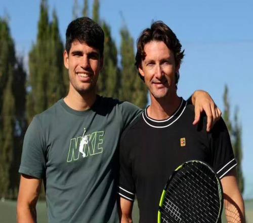 阿卡與費雷羅分手原因引發四重猜測，馬卡報稱新合約教練大幅降薪