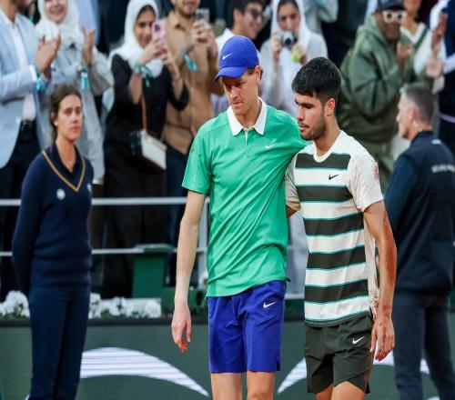 尽显风度！辛纳回应阿卡退出法网：网坛需要卡洛斯