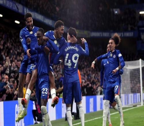 十人作战首开记录,切尔西连续8场英超率先进球