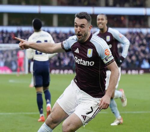 31!英超黑马主场炸裂11连胜54岁埃梅里再创神迹暂超曼城升第2