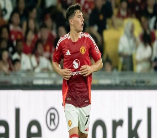 卡斯利谈曼联小将莱西:很有天赋,过去的伤病阻碍了他成长