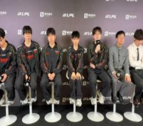 Vampire：赛前也想到他们是主打下路的队伍花季传媒APP下载免费自己下路发挥的不好吧