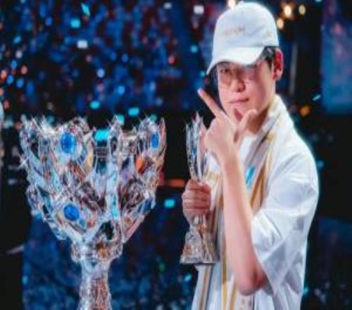 Reddit热议Gumayusi离队:他热爱T1,但T1对不起他