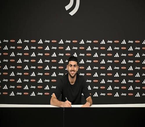 官方：尤文签下意丙中场特奥曼贡杜兹，，，，球员将为新一代效力