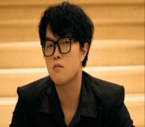 前LPL解說雨童：Bin大哥有活人感，沒有架子也沒有腦子想發啥發啥