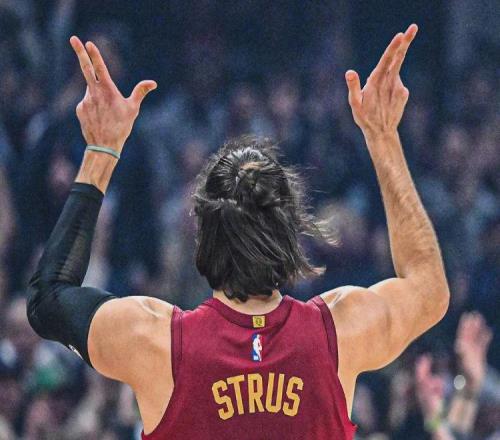 骨折6个月!复出首秀9中7!哈登迎来最强帮手