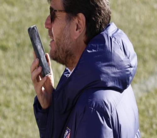 世体:马竞还在寻找冬窗引援,倾向于短期租借一名即战力