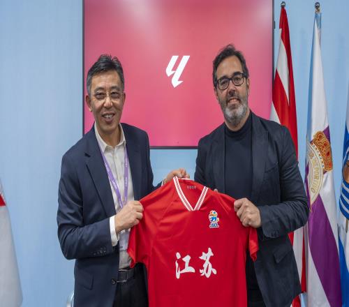 江苏省体育代表团到访西甲联盟,双方在马德里举行正式会谈