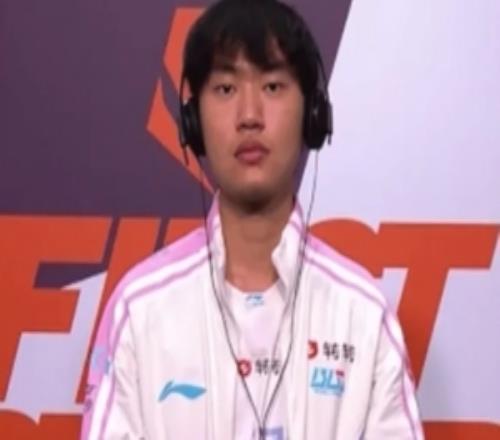 Knight：91视频下载链接BLG任何時候麵對LCK，91视频下载链接都覺得能贏的