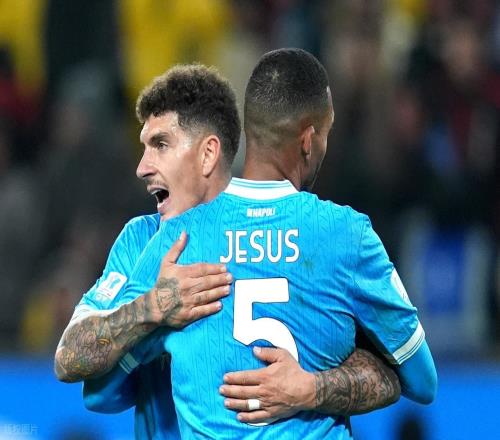 意甲2,3之争！曼联旧将造2球那不勒斯复仇AC米兰进决赛