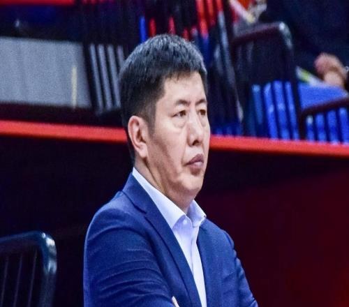 换帅如换刀!从5战4负到5战4胜,加时绝杀总冠军球队,真厉害