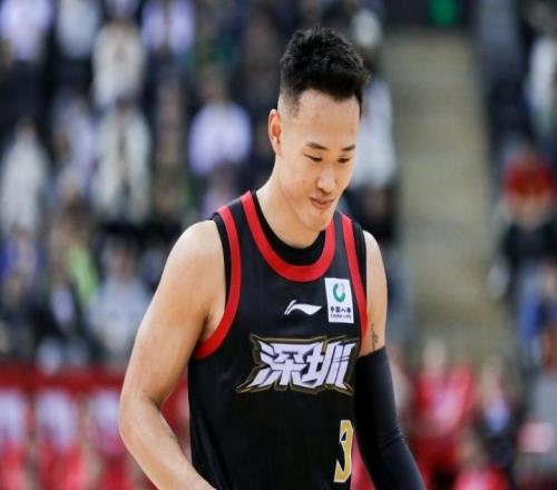 升第四!深圳大胜送天津5连败贺希宁22+6三分王浩然20分