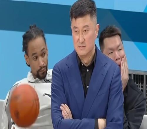 首败宁波朱芳雨抓耳挠腮!大V道出广东症结批判杜锋仍存1利好