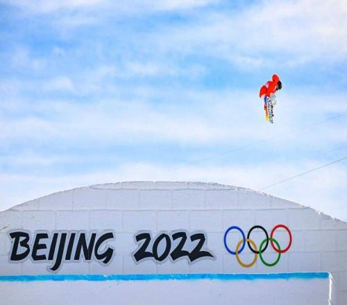 從北京到米蘭，運動品牌到了講述冰雪新故事的時候