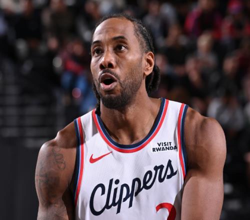 快船两首发伤退双杀鹈鹕升第9小卡复出连37场20+超保罗