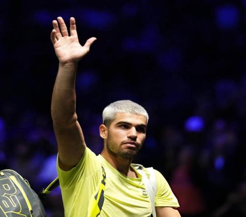 辛納回應巴黎重返世界第一:這是明年目標,這兒場地我也需要適應