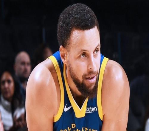 巴特勒32分8板，勇士大勝尼克斯！庫里回暖，勇士一戰有三個收獲