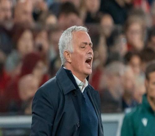 62歲穆里尼奧麻了：上任48天歐冠3敗0分0球！淪為送分童子