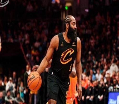 7连胜!阿伦26+14,米切尔轰32+4,哈登成首发第一,骑士又赌赢了